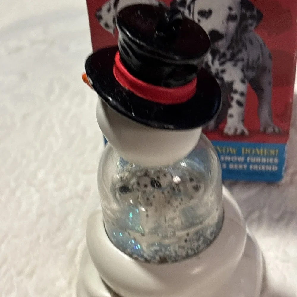 1996 Disneys 101 Dalmatians Snowman Snow Globe McDonalds Christmas Tree Ornament